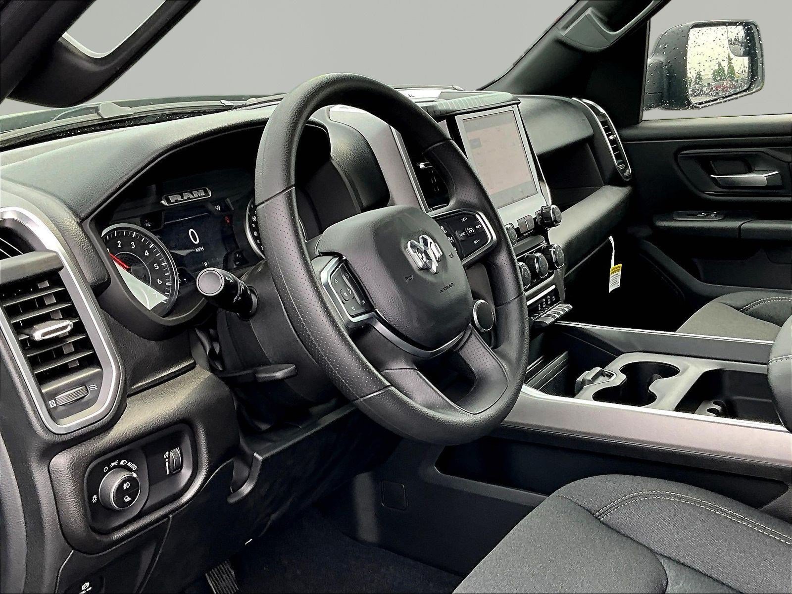 New 2026 RAM 1500 Express AWD/4WD image 15