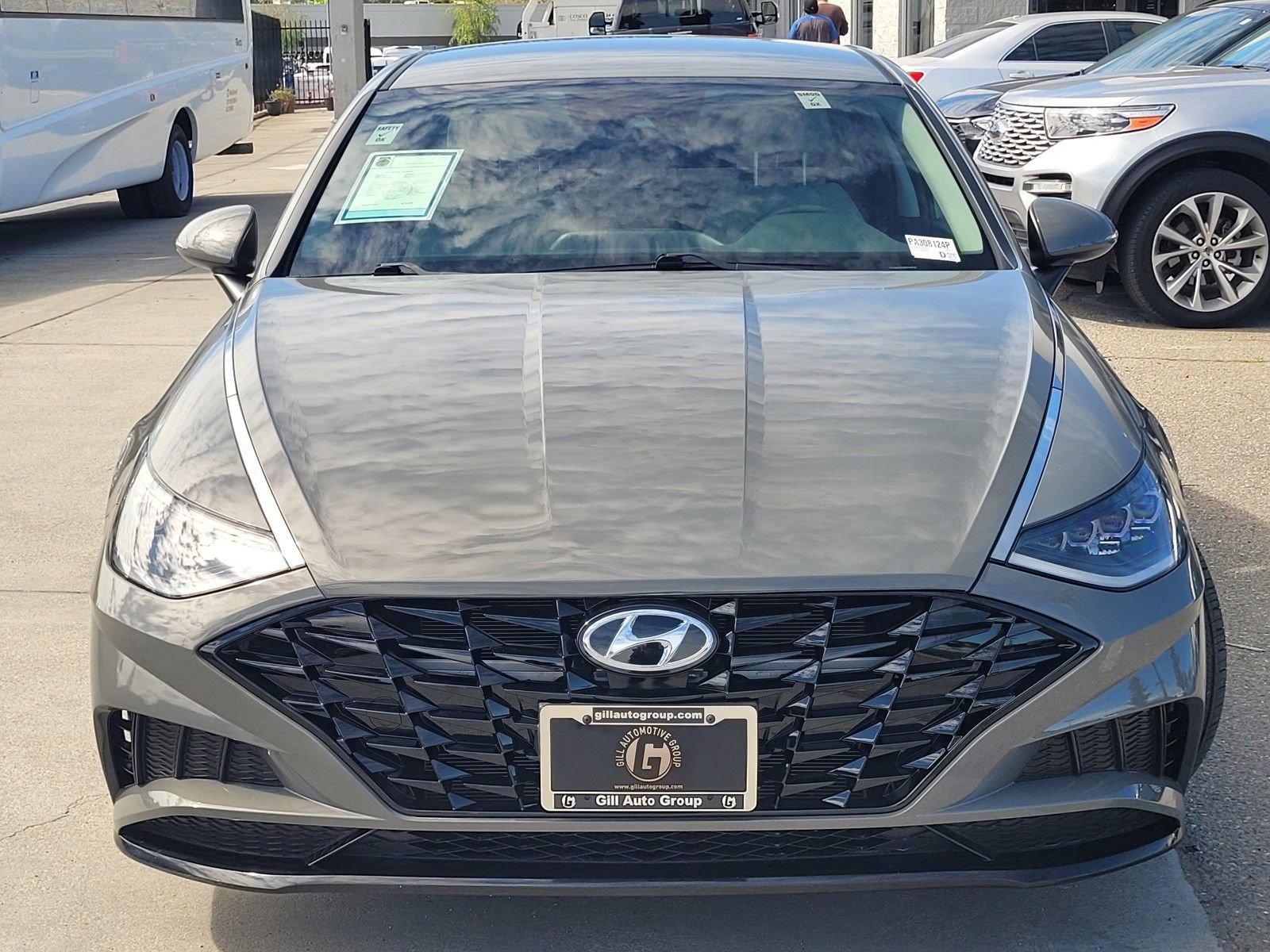 Used 2023 Hyundai Sonata SEL FWD image 2