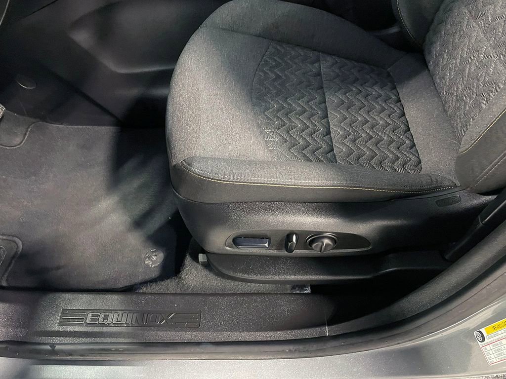 Used 2024 Chevrolet Equinox LT image 21
