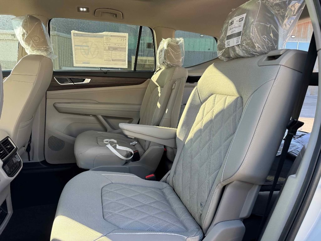 New 2026 Volkswagen Atlas SEL Premium R-Line image 25