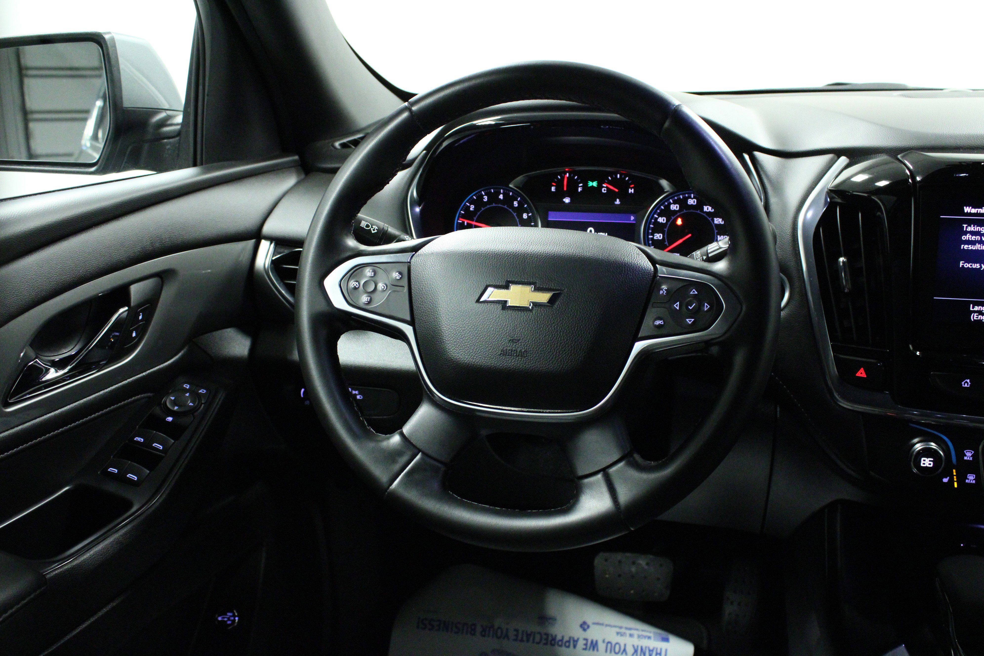 Used 2023 Chevrolet Traverse LT image 20