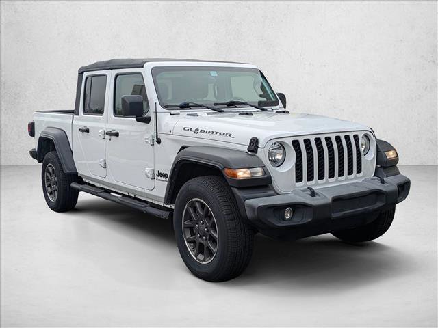Used 2021 Jeep Gladiator Sport image 3