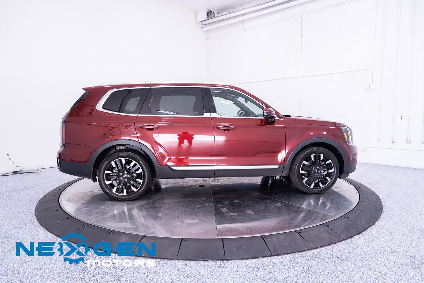 Used 2024 Kia Telluride SX image 40