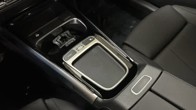Certified 2026 Mercedes-Benz GLB 250 4MATIC image 24