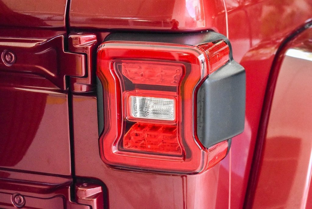 Used 2021 Jeep Wrangler Unlimited Sahara 4xe w/ Cold Weather Group image 7