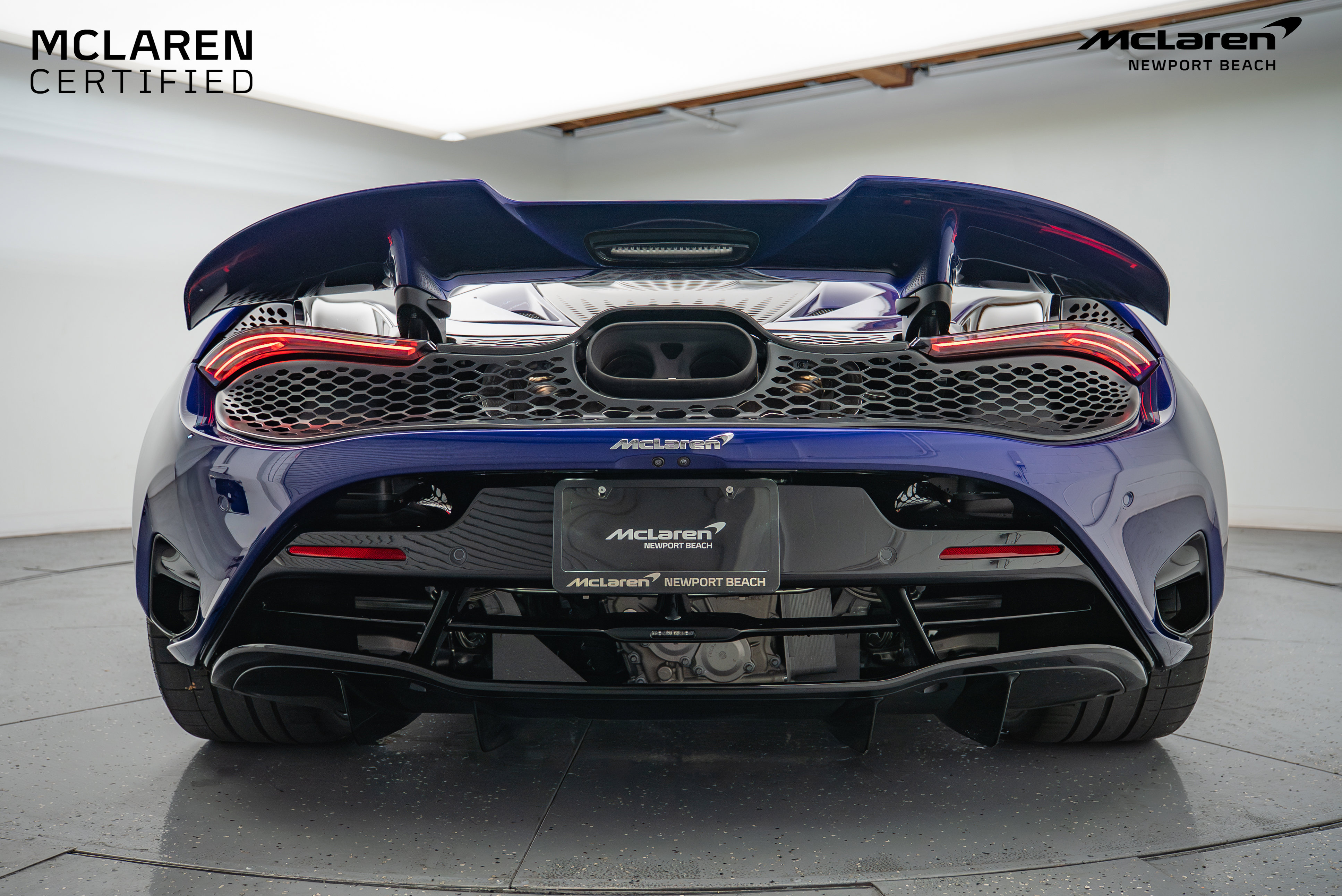 Used 2025 McLaren 750S Spider image 17