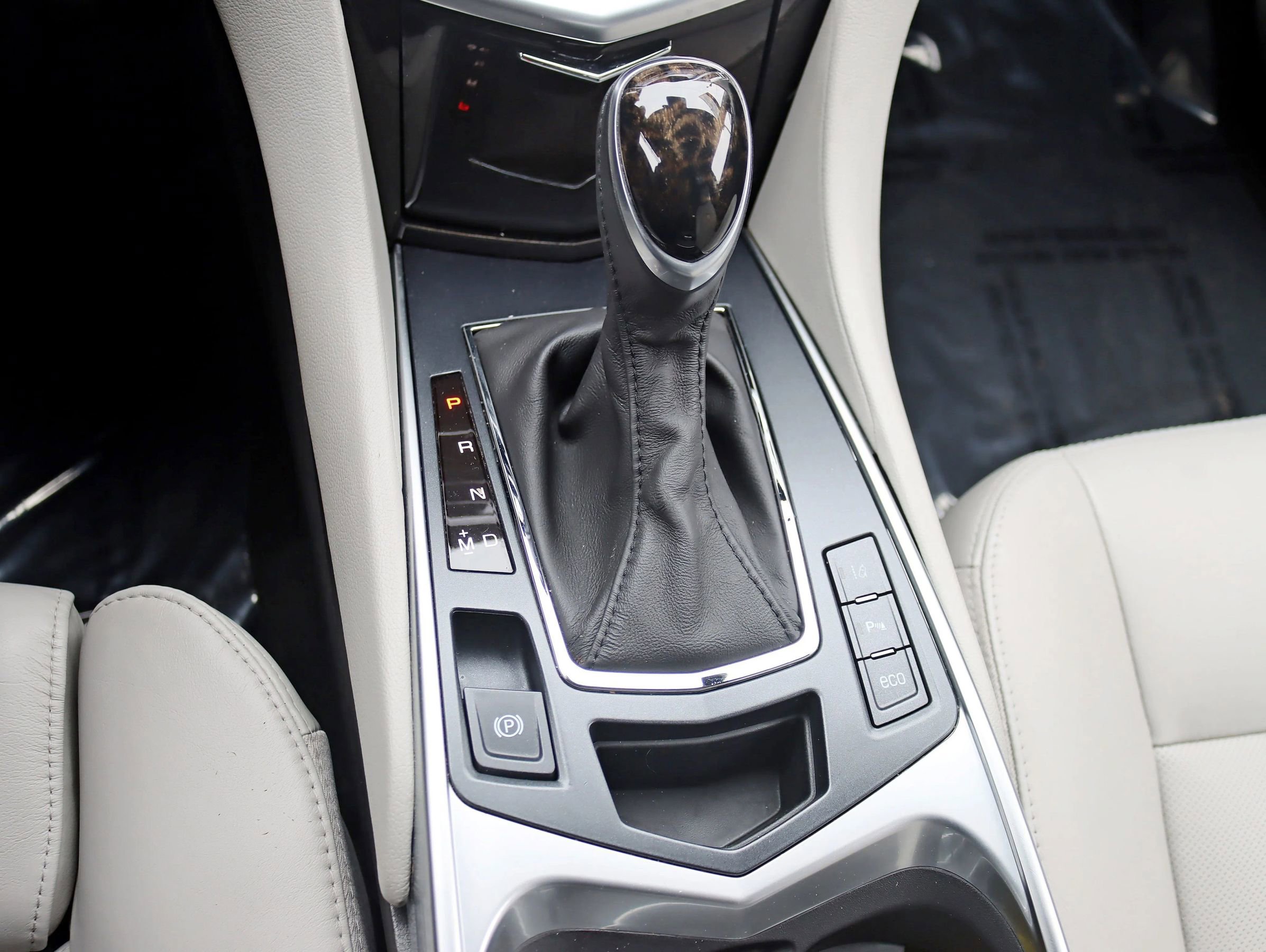 Used 2015 Cadillac SRX Premium image 21