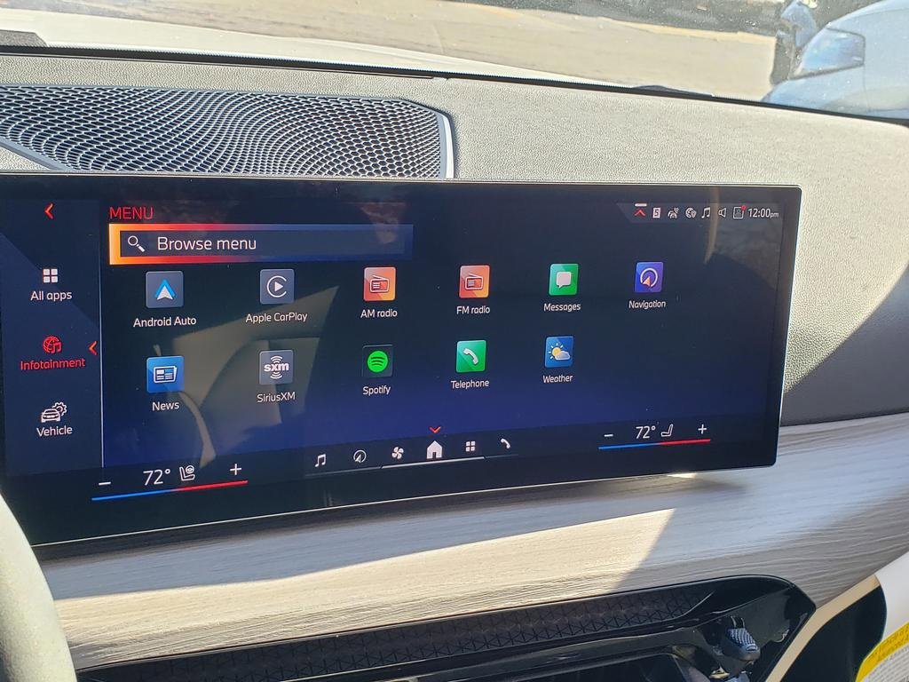 New 2026 BMW 330i xDrive Sedan w/ Premium Package image 11