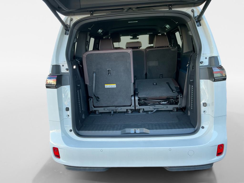 New 2025 Volkswagen ID. Buzz Pro S image 16