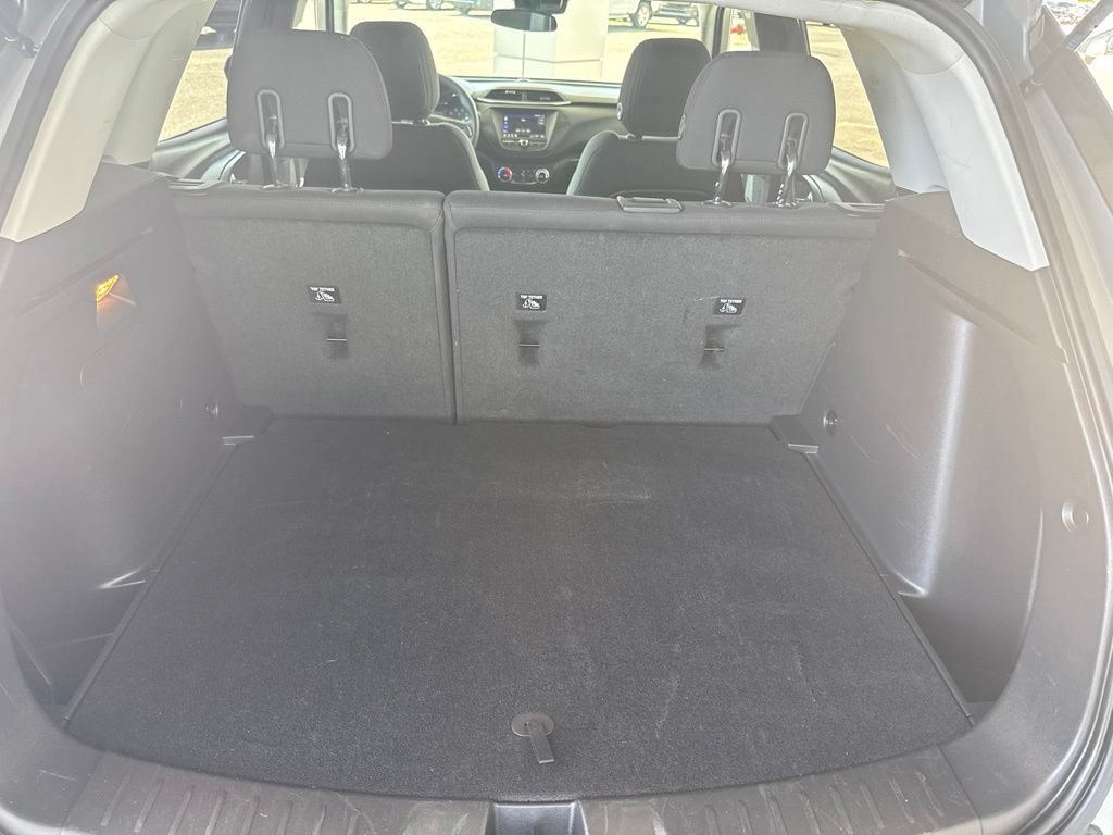 Used 2023 Chevrolet TrailBlazer LT FWD image 24