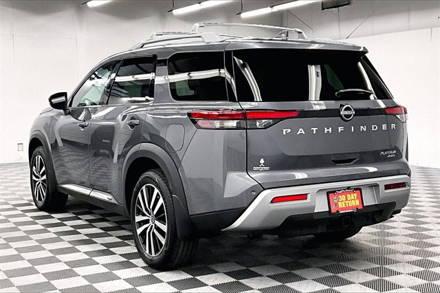 New 2025 Nissan Pathfinder Platinum w/ Cargo Package image 3
