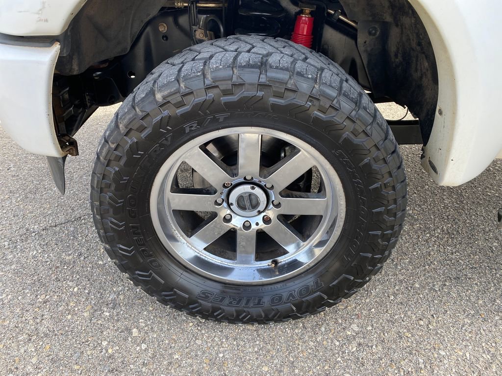 Used 2016 Ford F250 Platinum w/ FX4 Off-Road Package AWD/4WD image 29