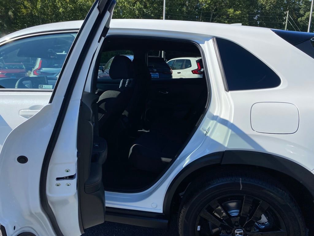 New 2026 Honda HR-V Sport image 18