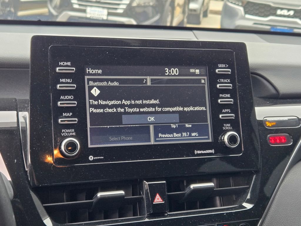 Used 2022 Toyota Camry SE w/ Convenience Package image 32