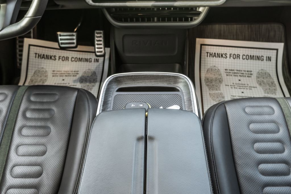 Used 2022 Rivian R1T Launch Edition image 14