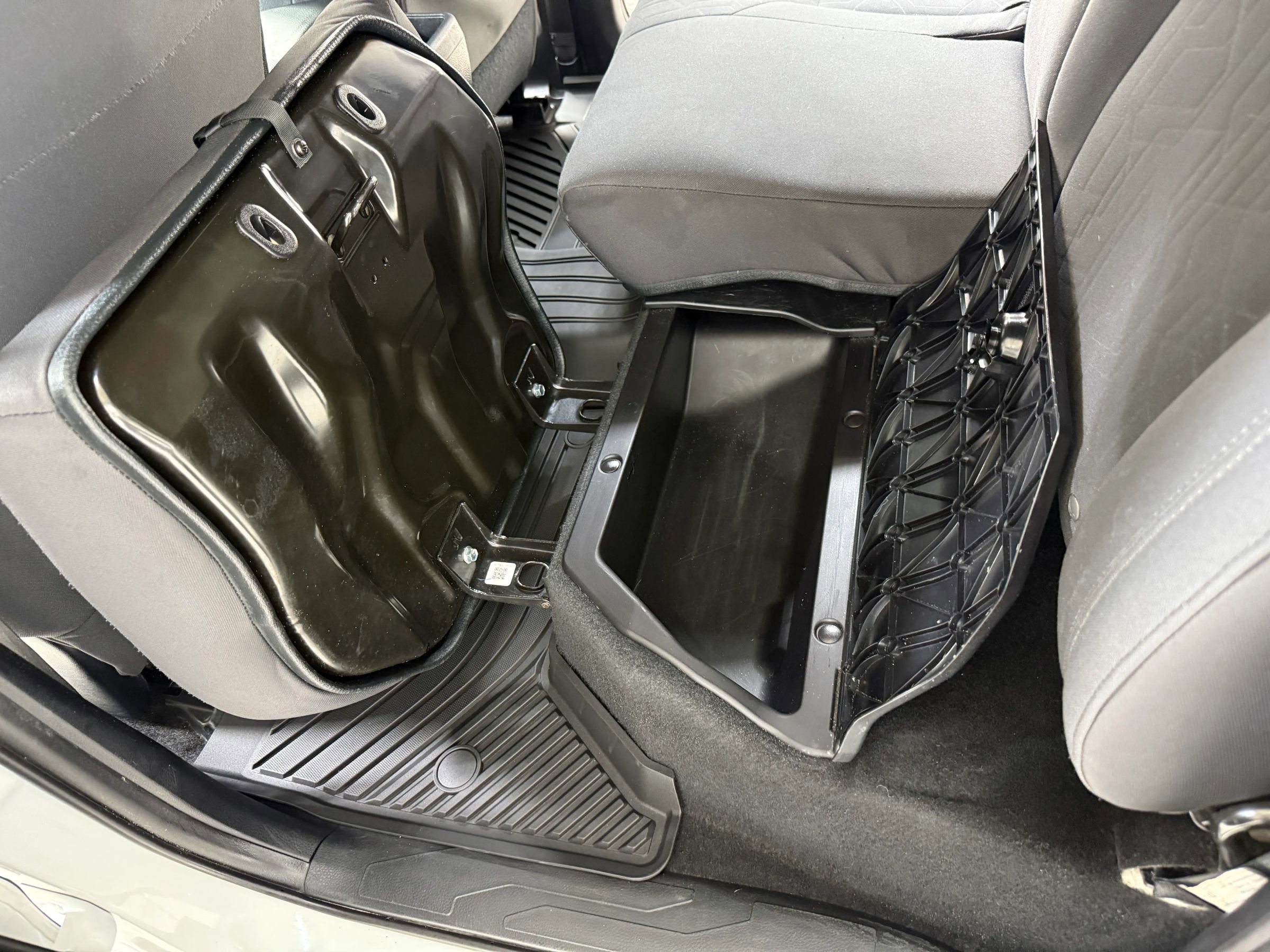 Used 2019 Toyota Tacoma TRD Sport image 25