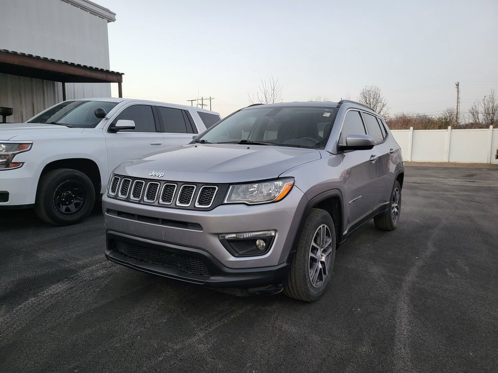 Used 2018 Jeep Compass Latitude w/ Popular Equipment Group image 19