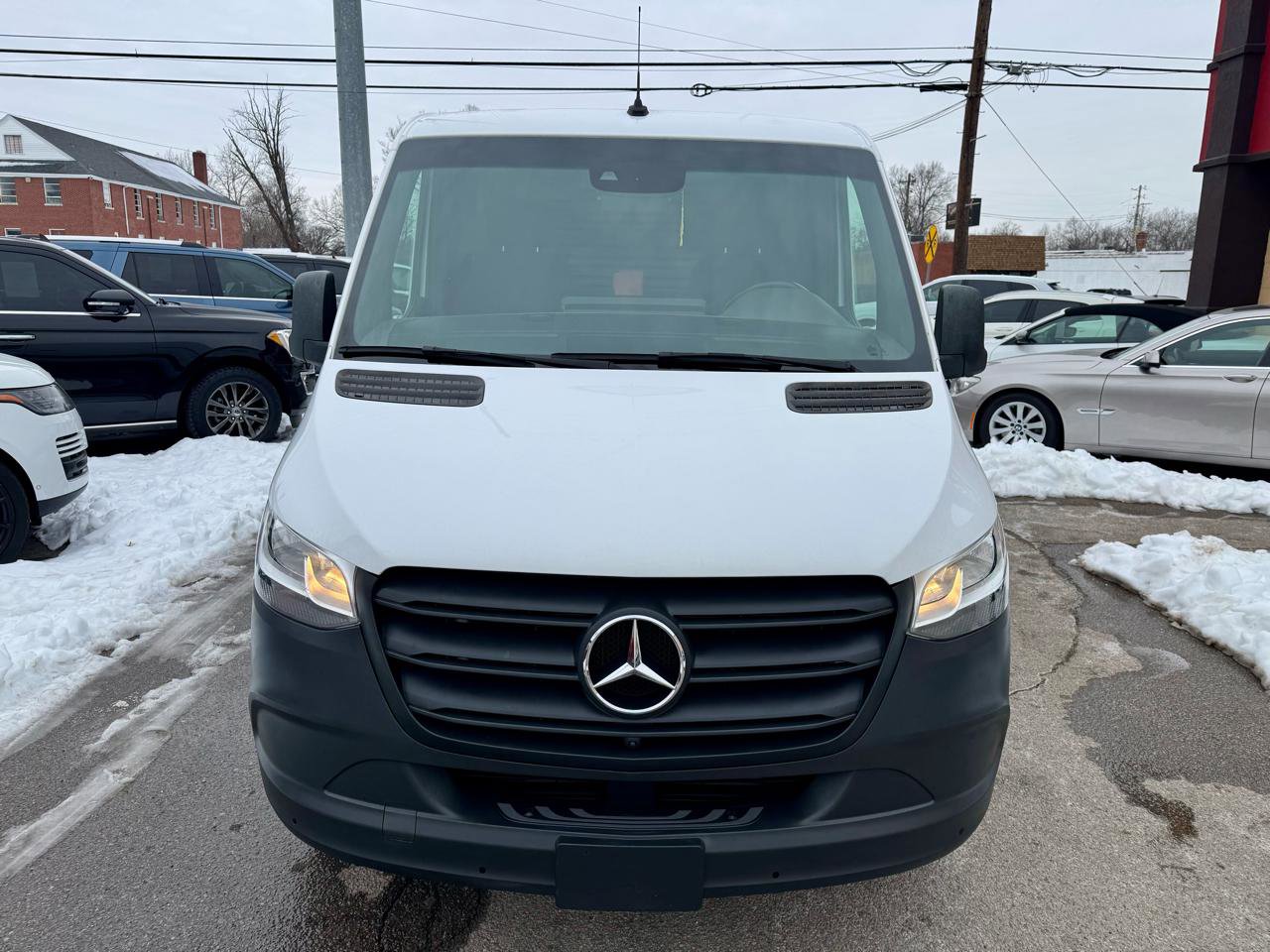 Used 2022 Mercedes-Benz Sprinter 1500 image 9