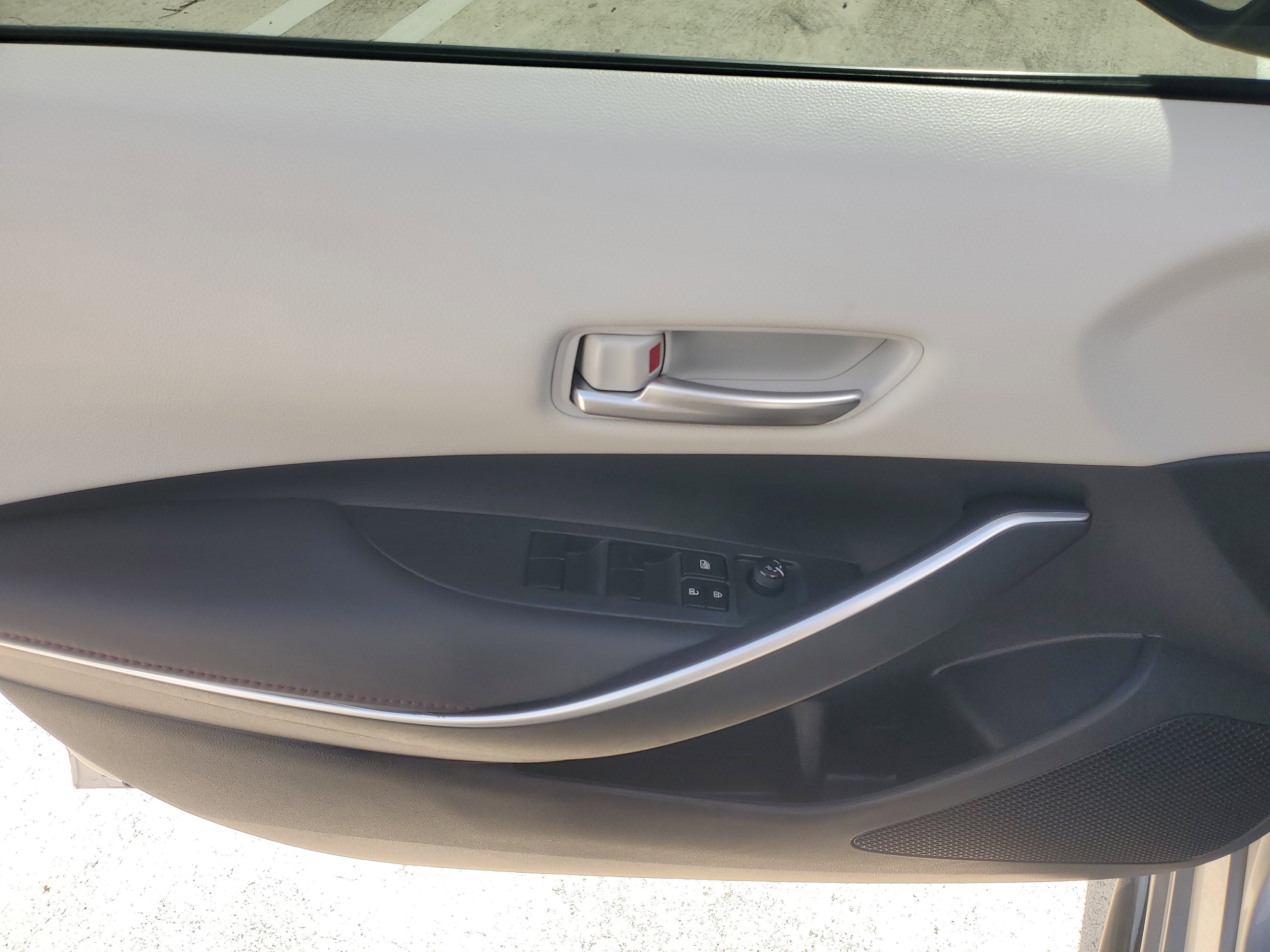 Certified 2024 Toyota Corolla SE FWD image 18