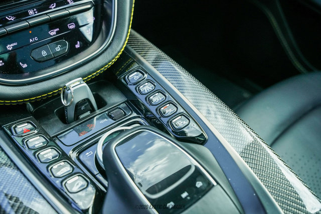 Used 2021 Aston Martin DBX AWD/4WD image 62