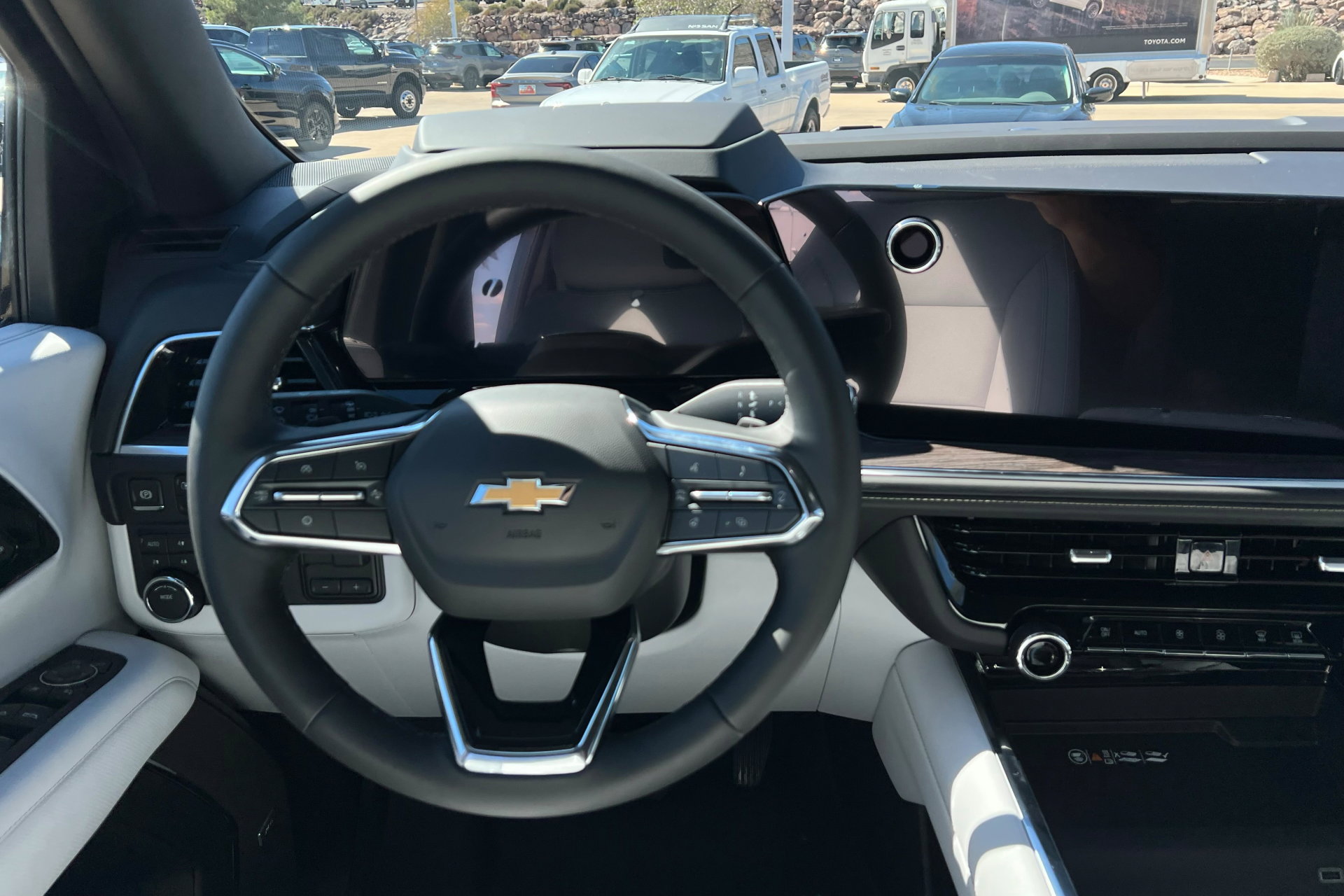 New 2026 Chevrolet Suburban Premier image 13