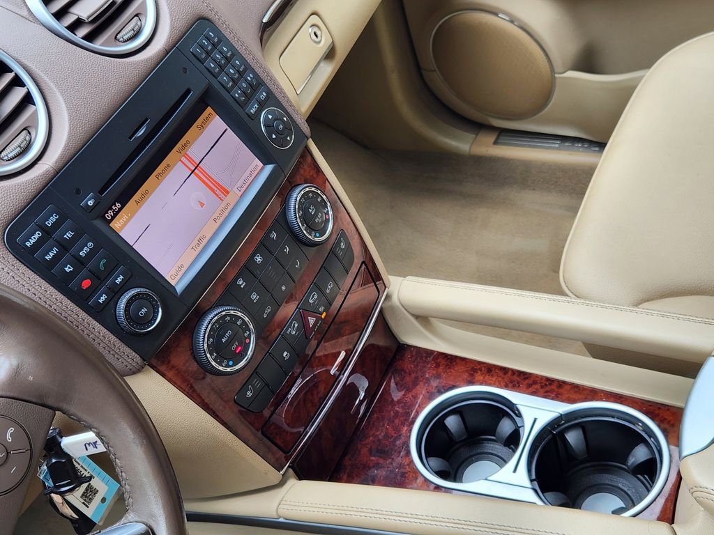 Used 2012 Mercedes-Benz GL 450 4MATIC image 19