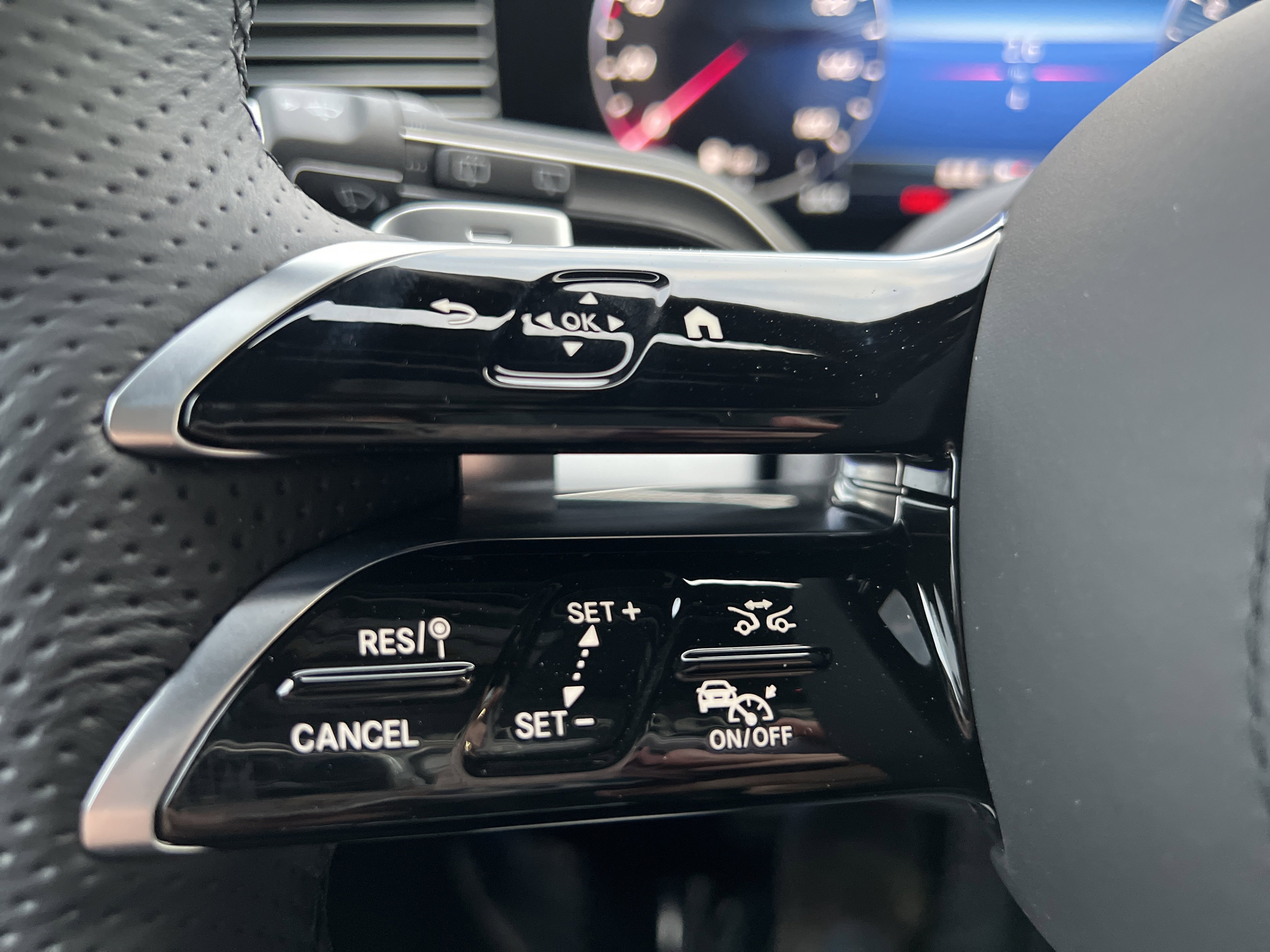 New 2026 Mercedes-Benz GLE 450 4MATIC image 17