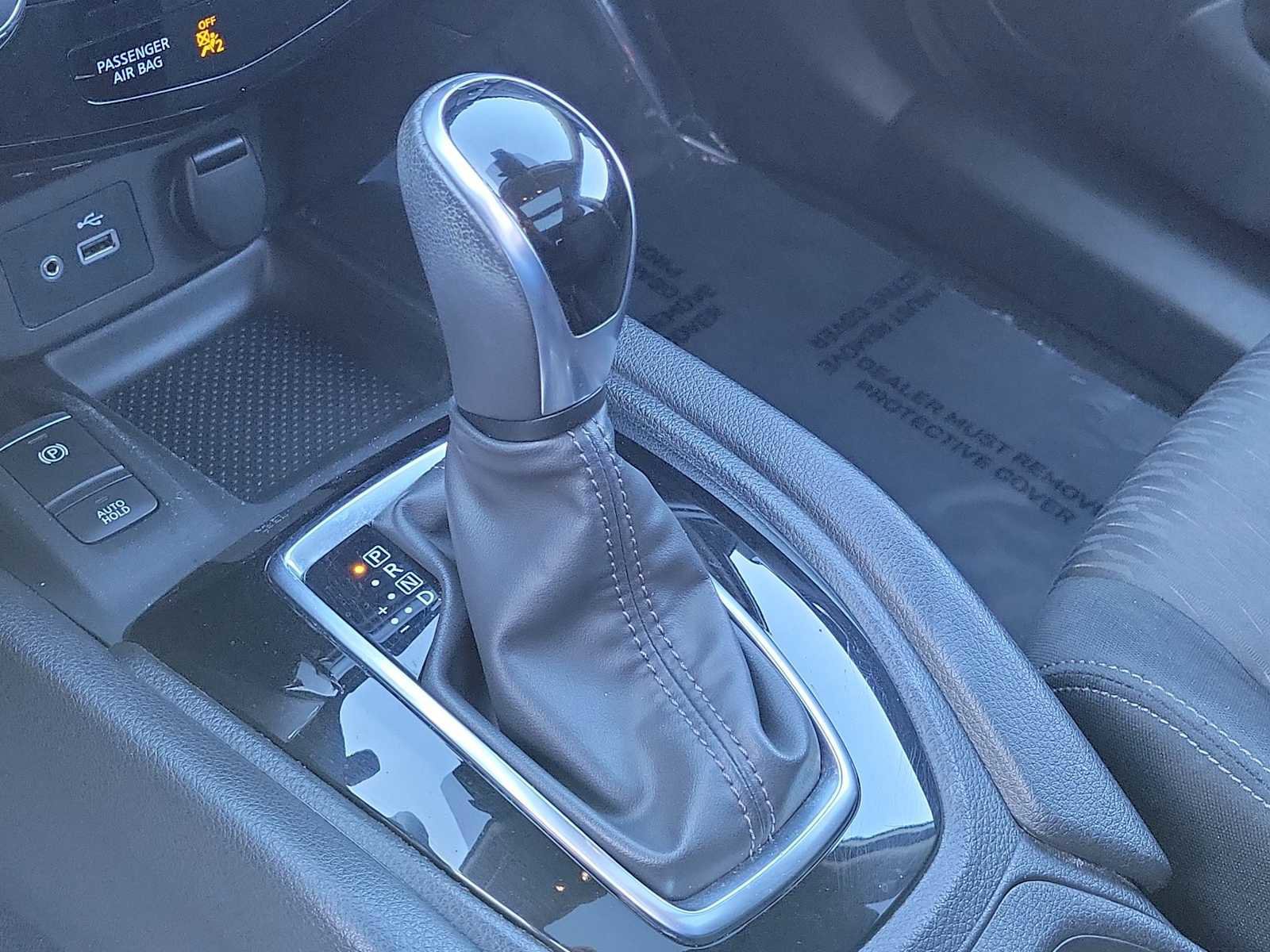 Used 2020 Nissan Rogue SV w/ Sun & Sound Touring Package image 28