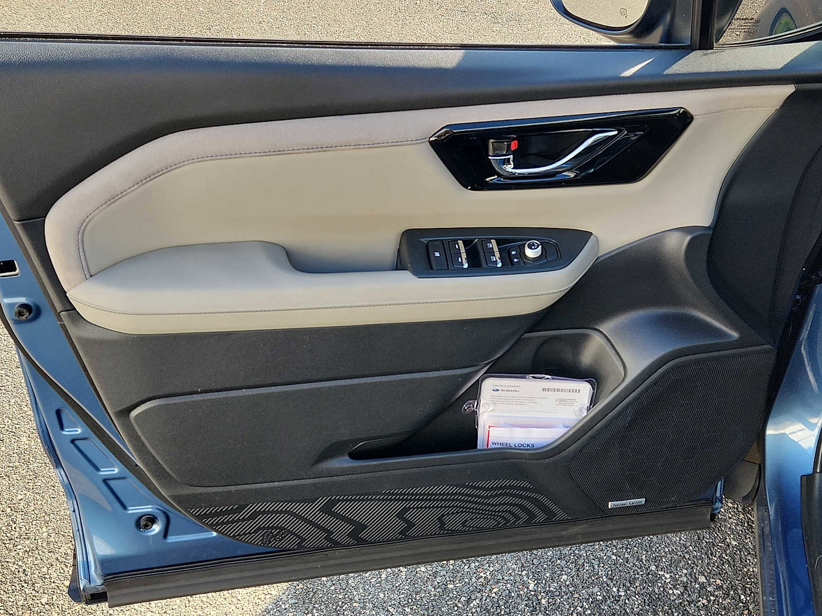 Used 2025 Subaru Forester Limited image 12