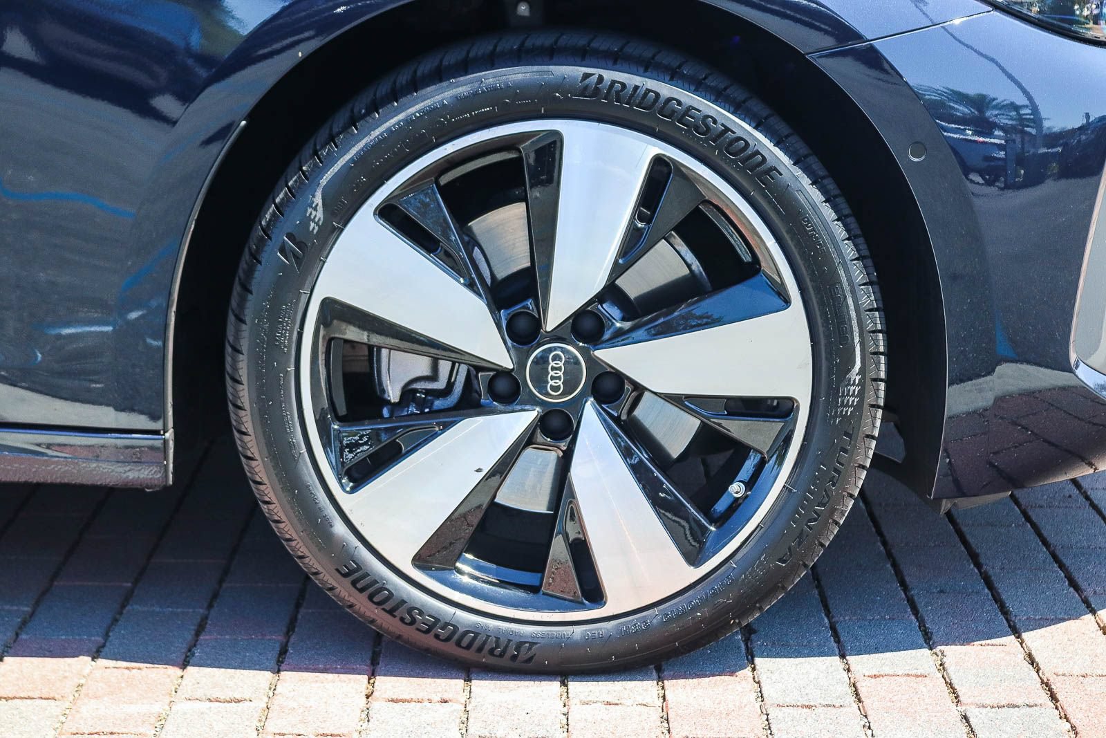 Used 2025 Audi A5 2.0T Premium Plus w/ Premium Plus AWD/4WD image 11