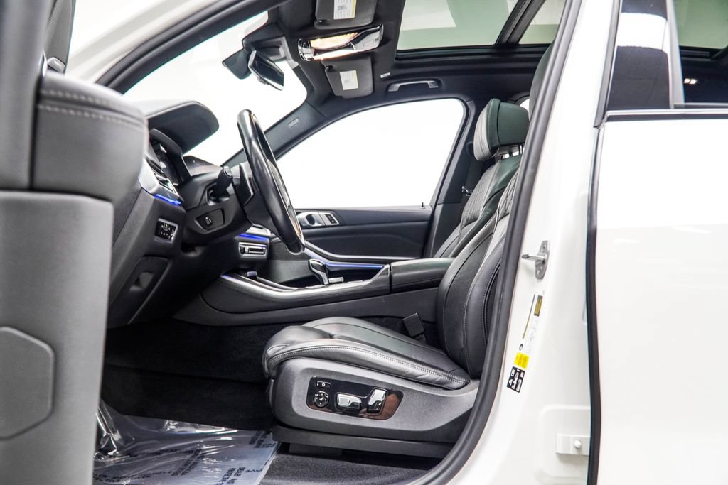 Used 2022 BMW X5 M50i AWD/4WD image 39