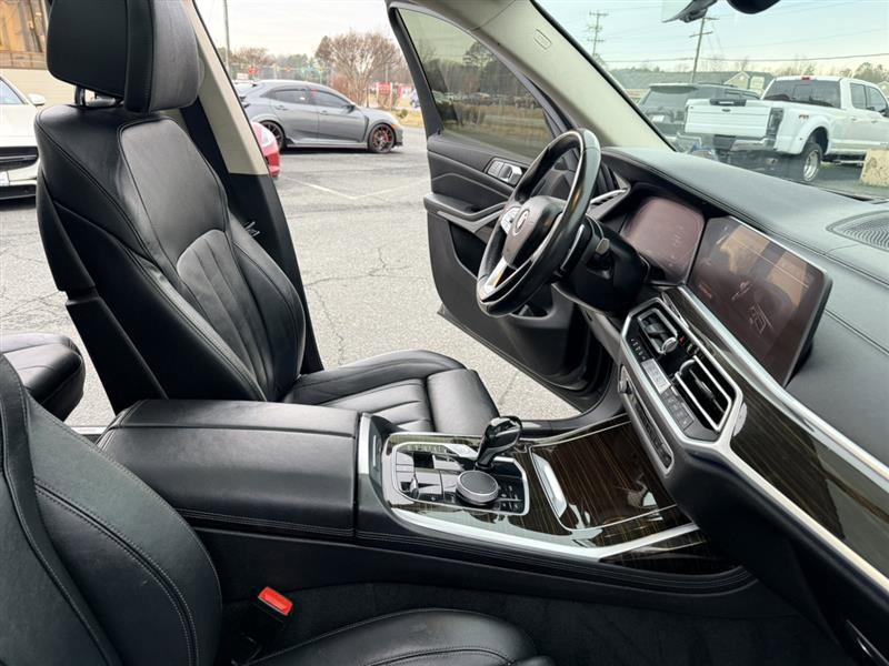 Used 2020 BMW X7 xDrive40i w/ Parking Assistance Package image 13