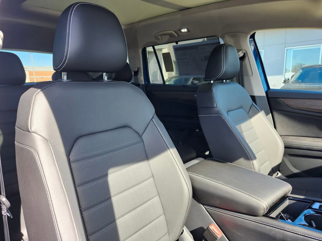 New 2026 Volkswagen Atlas SEL image 15