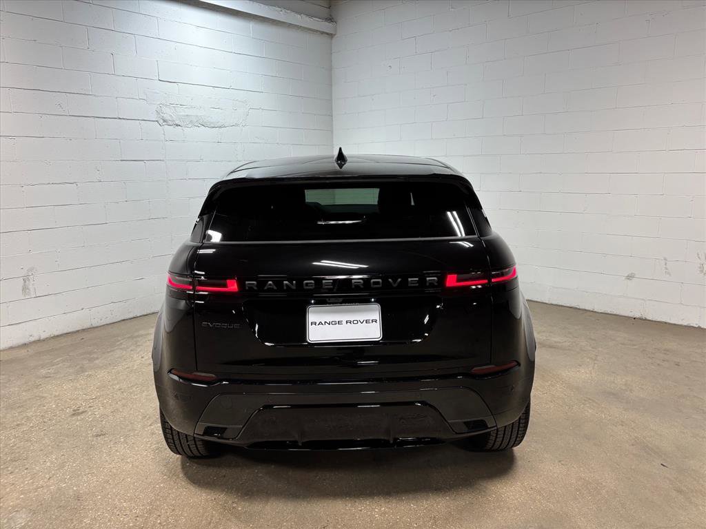 New 2026 Land Rover Range Rover Evoque Dynamic SE image 8