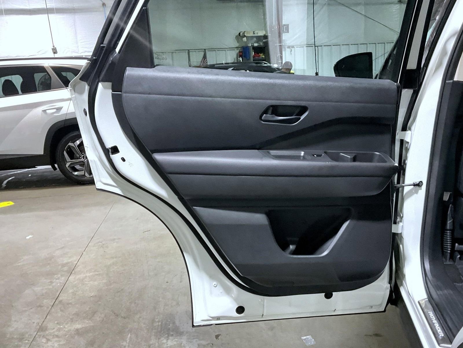 Used 2024 Nissan Pathfinder SV w/ Lighting Package (N92) image 18