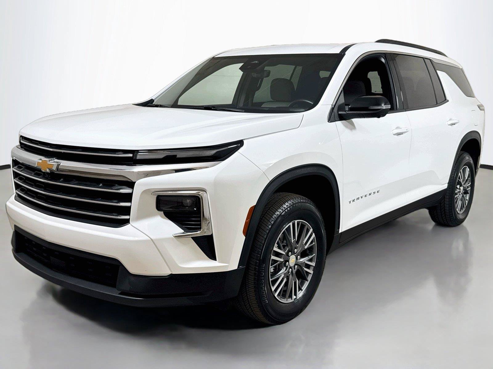 Certified 2026 Chevrolet Traverse LT w/ Driver Confidence Package