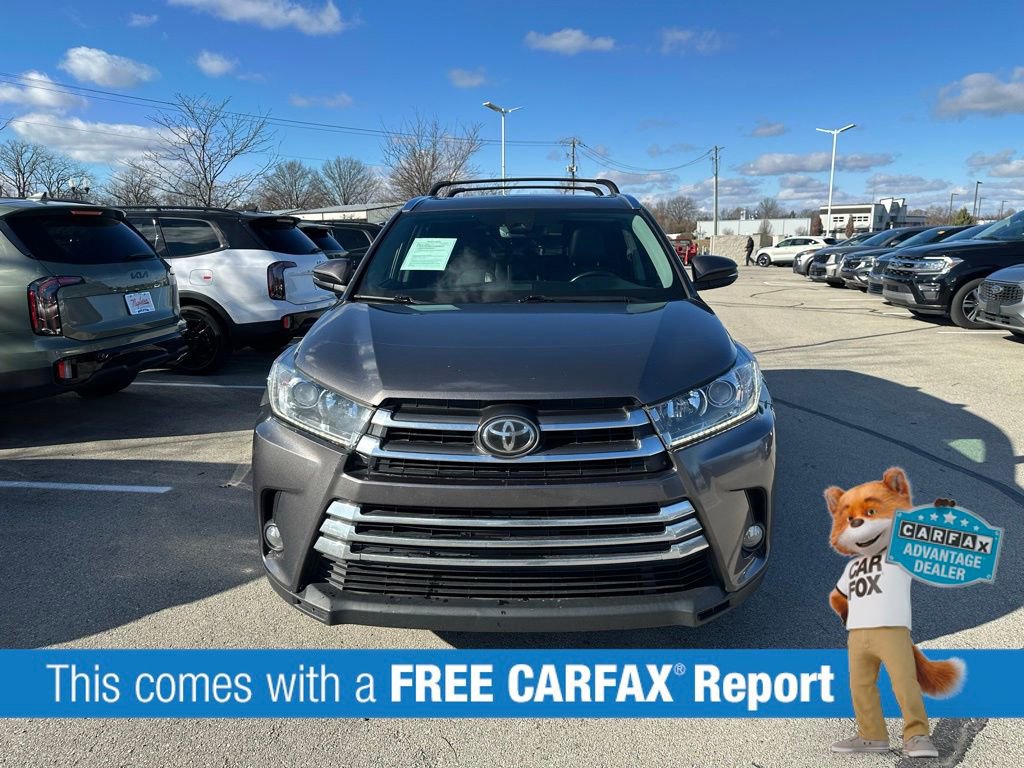 Used 2017 Toyota Highlander Limited image 2