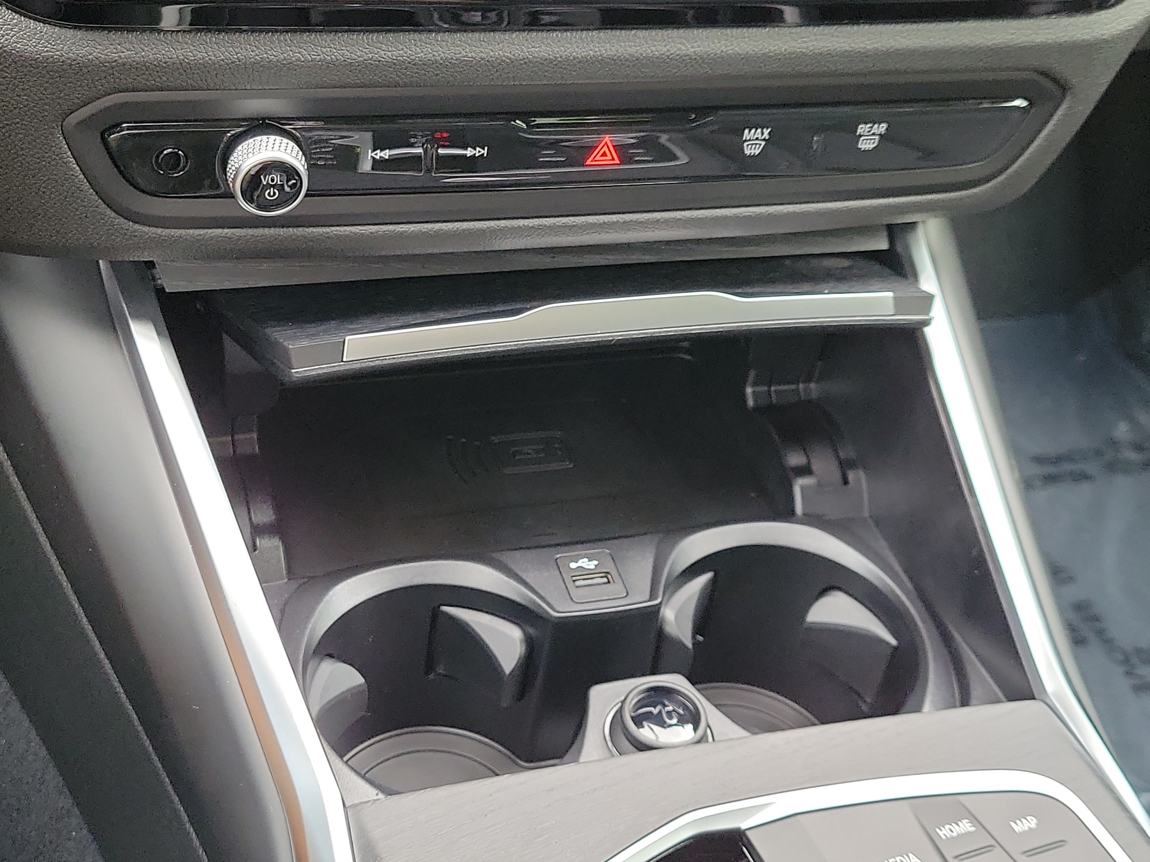 New 2026 BMW 330i Sedan w/ Convenience Package RWD image 27
