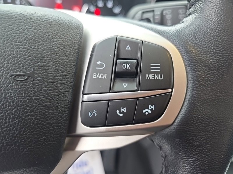 Used 2020 Ford Explorer XLT w/ Equipment Group 202A image 12