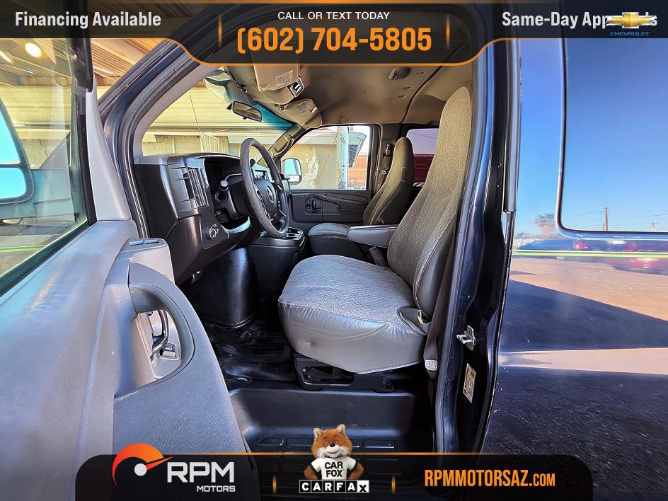 Used 2009 Chevrolet Express 3500 Extended Passenger w/ LT Preferred Equipment Group image 7