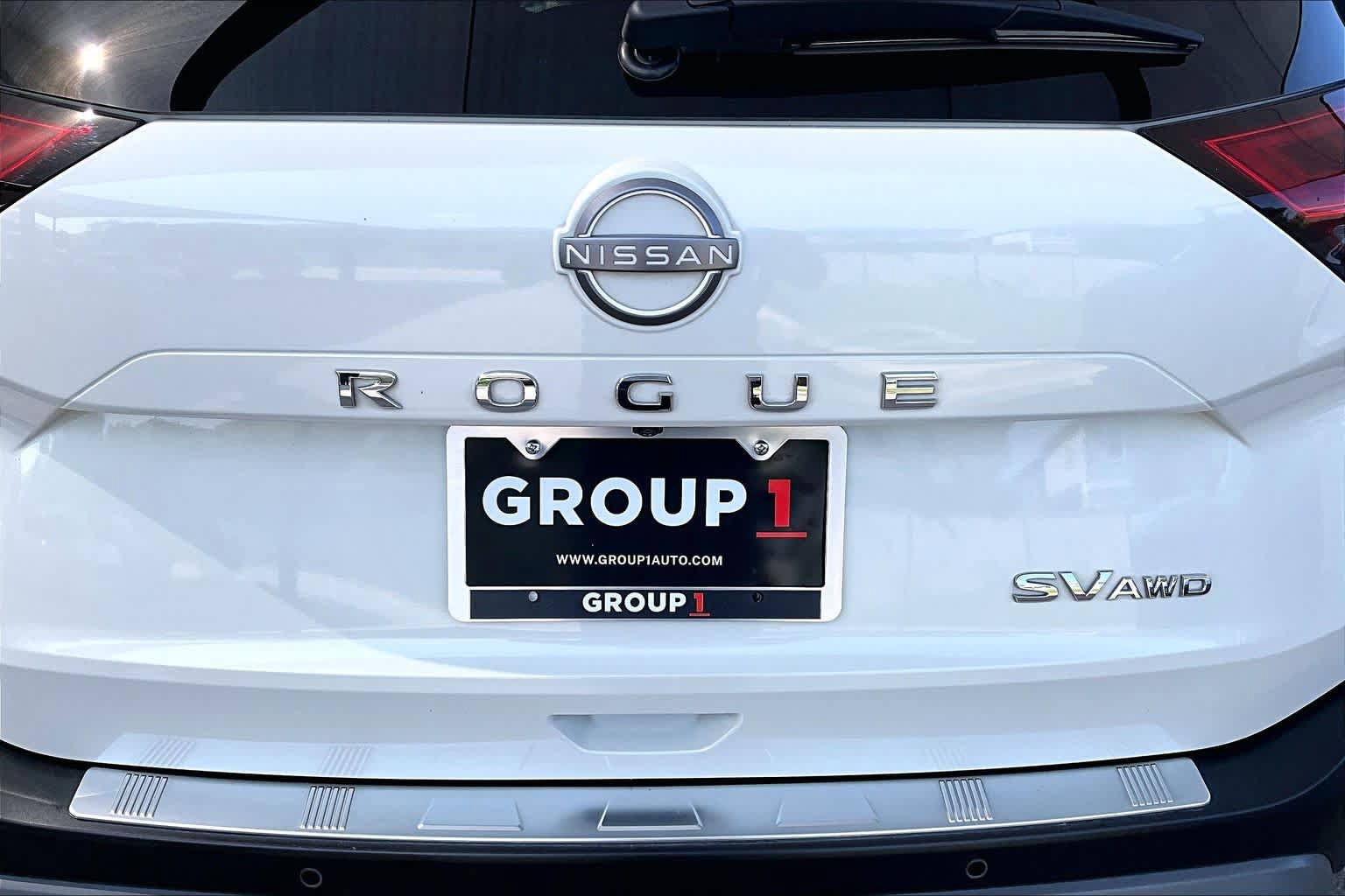 Used 2023 Nissan Rogue SV AWD/4WD image 10