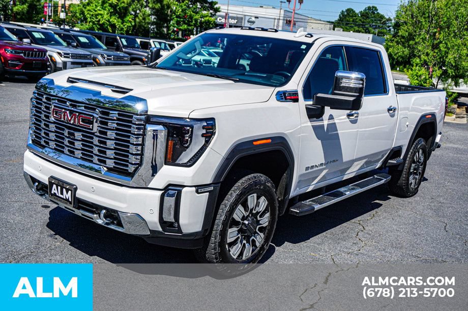 Used 2024 GMC Sierra 3500 Denali w/ Denali Reserve Package AWD/4WD image 12