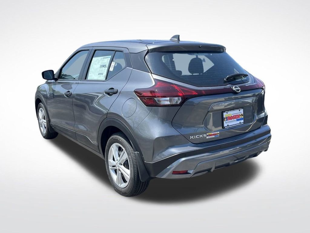 New 2025 Nissan Kicks Play S image 3