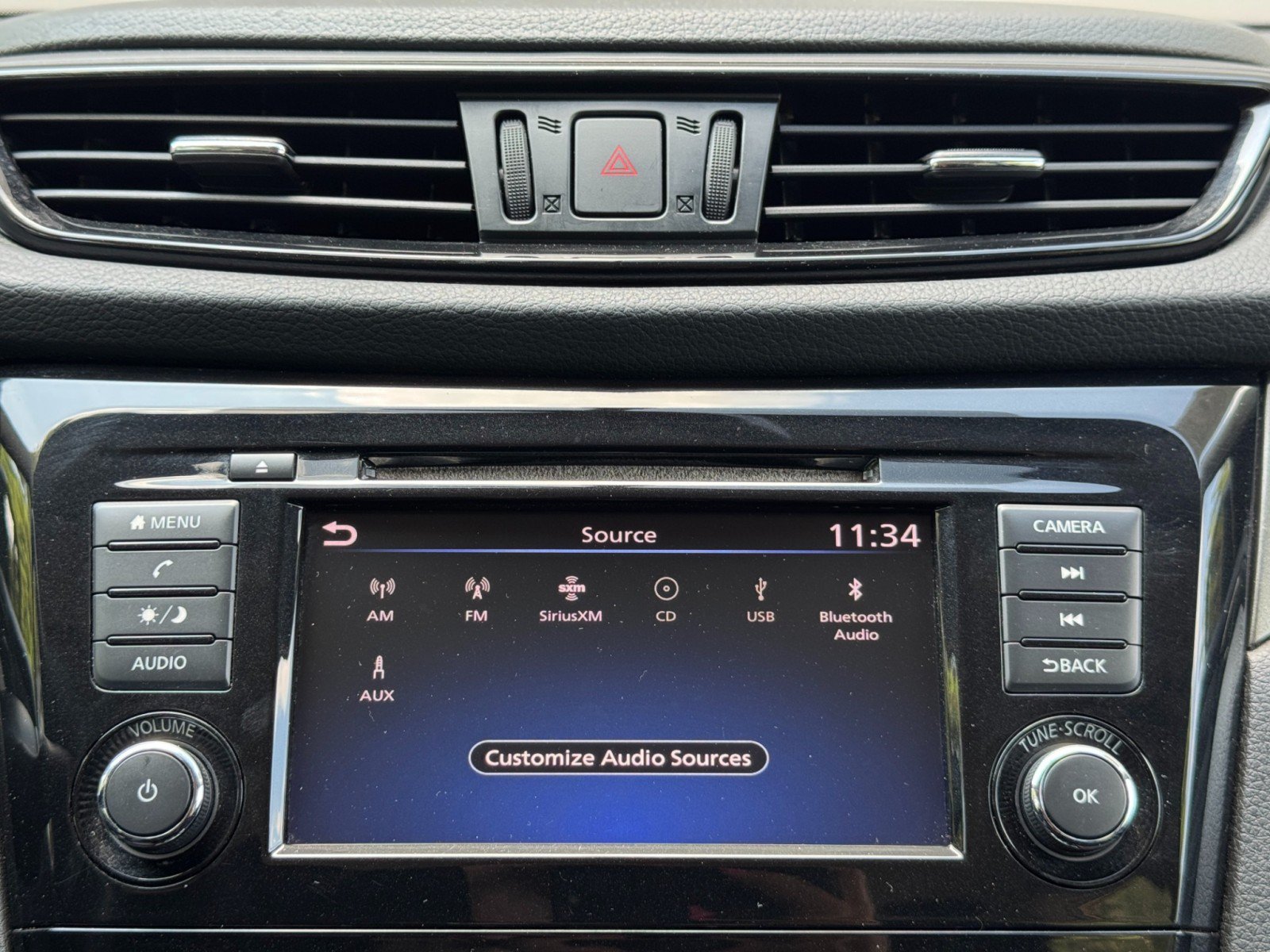 Used 2019 Nissan Rogue Sport S w/ Appearance Package FWD image 23