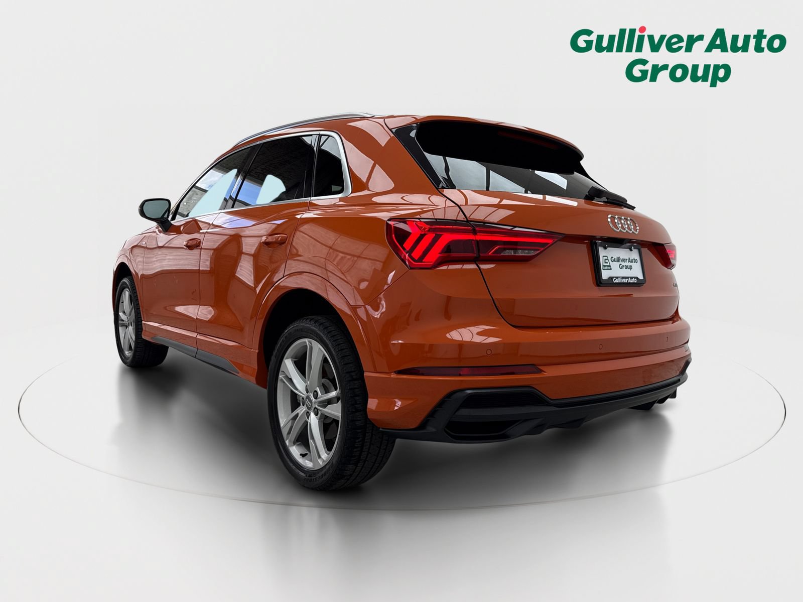 Used 2020 Audi Q3 2.0T Premium Plus w/ Premium Plus Package AWD/4WD image 5