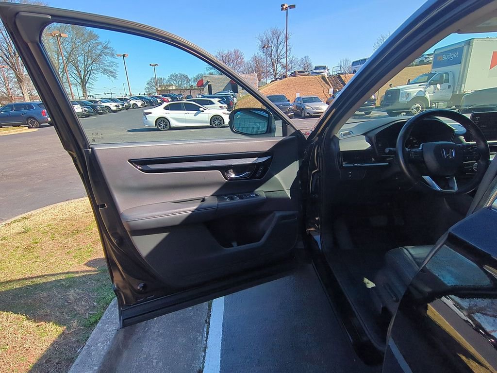 Used 2025 Honda CR-V EX-L image 11
