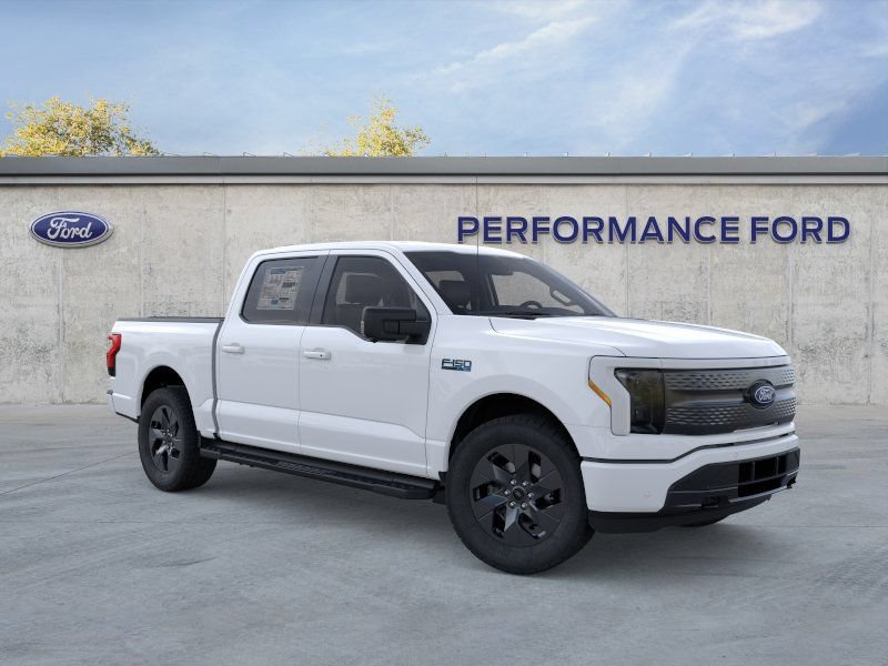 Used 2025 Ford F150 Lightning Flash AWD/4WD image 7