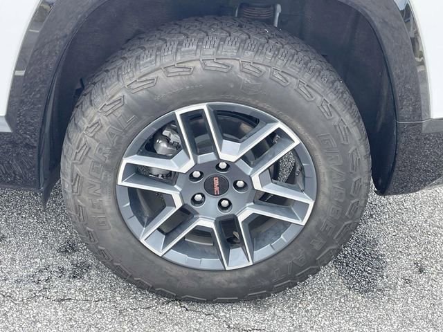 Used 2026 GMC Terrain AT4 image 10
