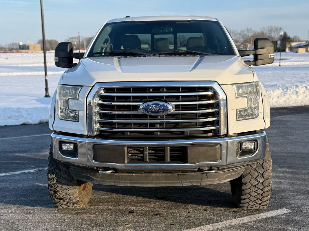 Used 2015 Ford F150 XLT w/ Equipment Group 302A Luxury image 2