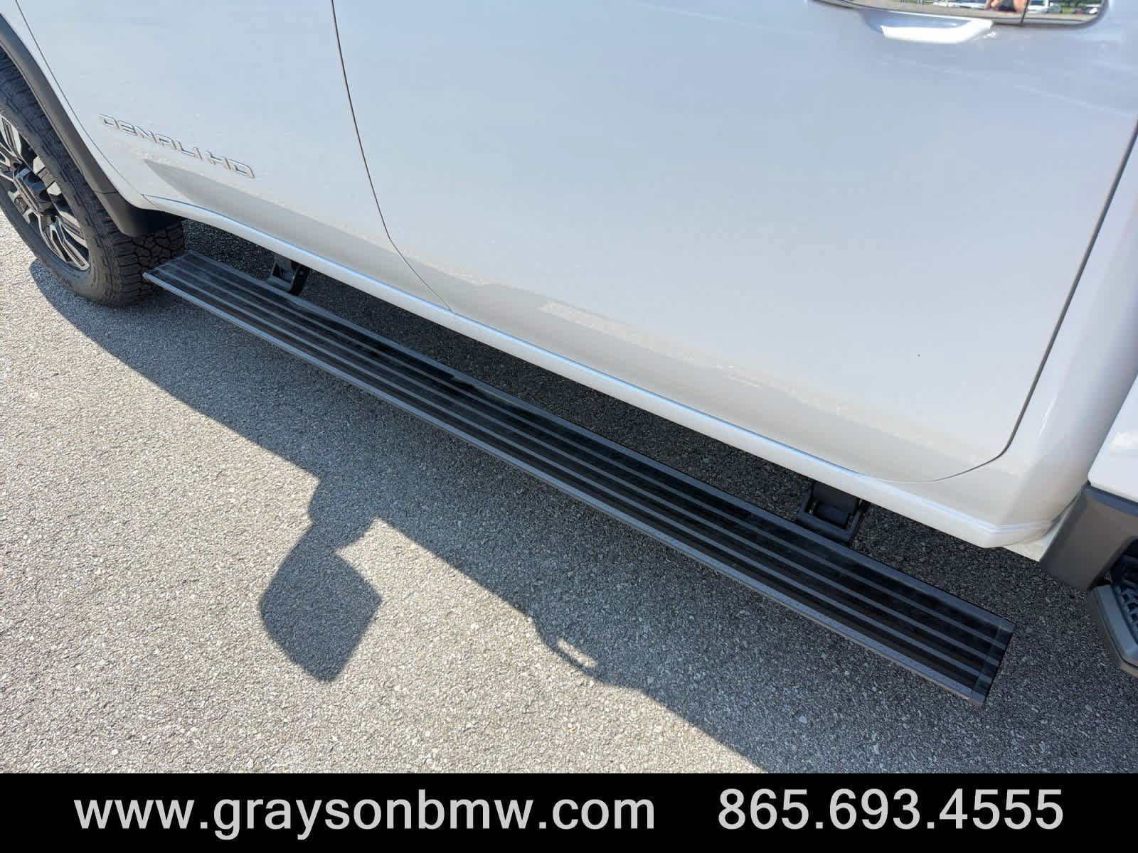 Used 2025 GMC Sierra 2500 Denali Ultimate AWD/4WD image 13